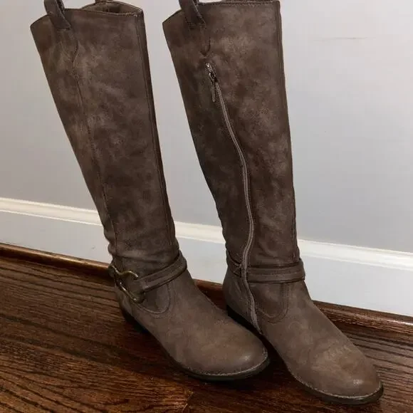 🔥🔥FIRE SALE🔥🔥 JOCKEY faux suede knee high bootss - Picture 1 of 8